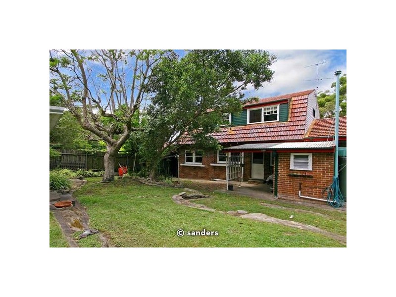 18 Macken Crescent, Oatley NSW 2223