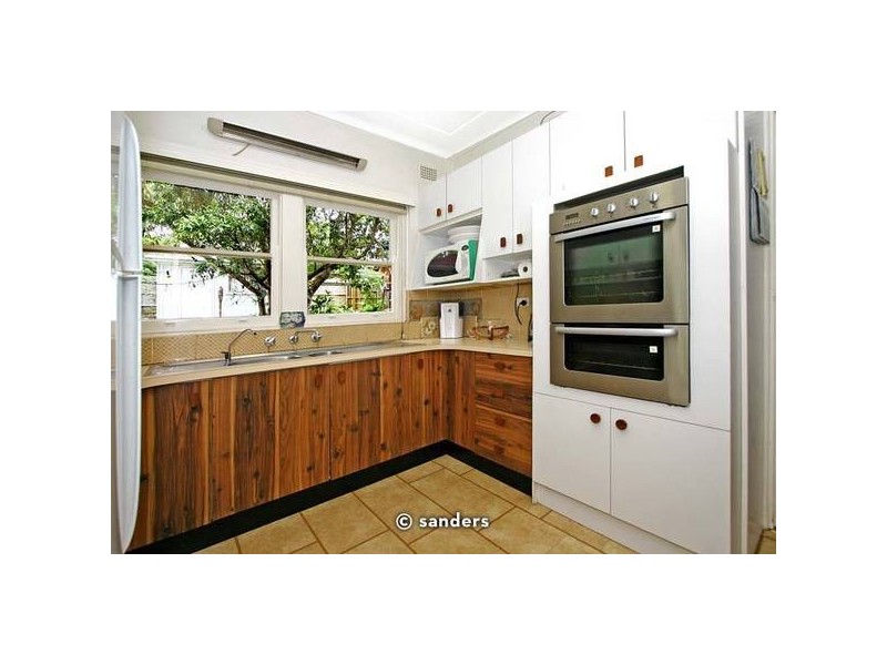 18 Macken Crescent, Oatley NSW 2223