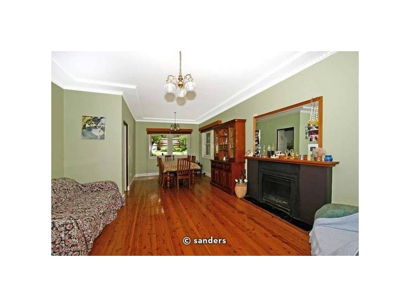 18 Macken Crescent, Oatley NSW 2223