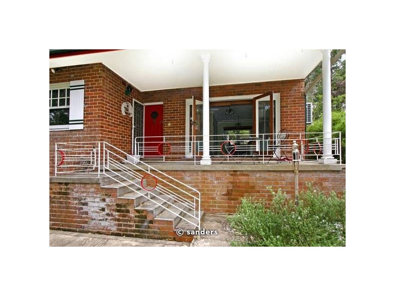 18 Macken Crescent, Oatley NSW 2223