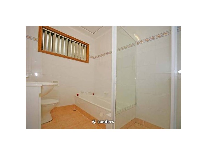 42 Lugarno Pde, Lugarno NSW 2210