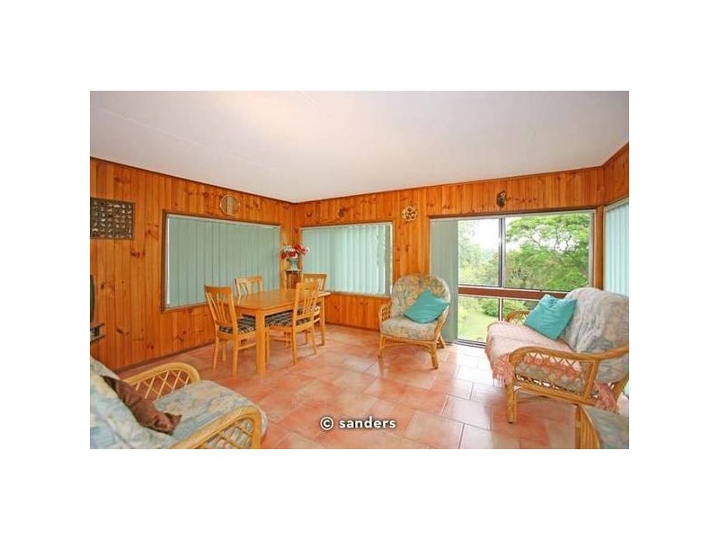 42 Lugarno Pde, Lugarno NSW 2210