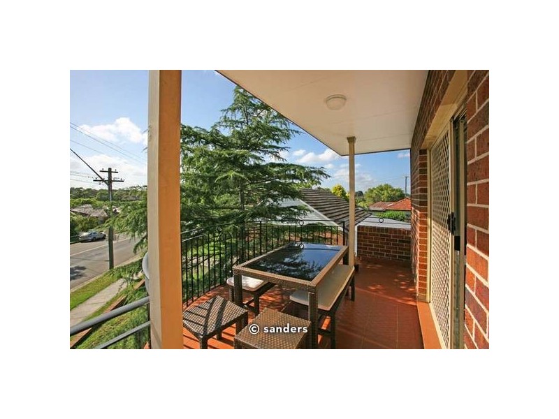 1/33 Boundary Road, Mortdale NSW 2223