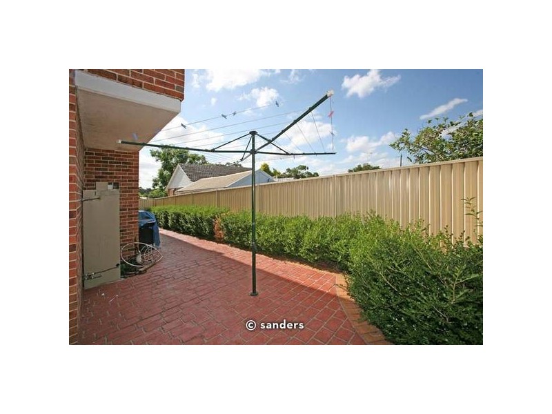 1/33 Boundary Road, Mortdale NSW 2223