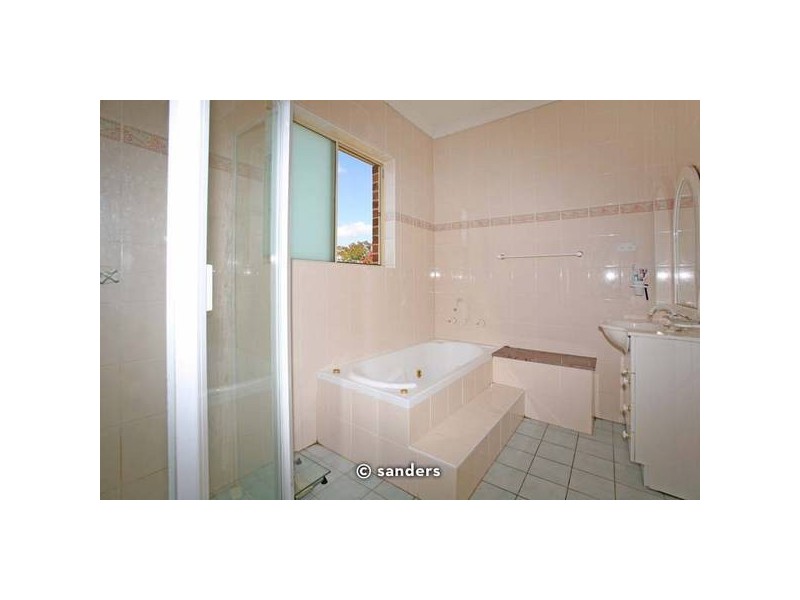 1/33 Boundary Road, Mortdale NSW 2223