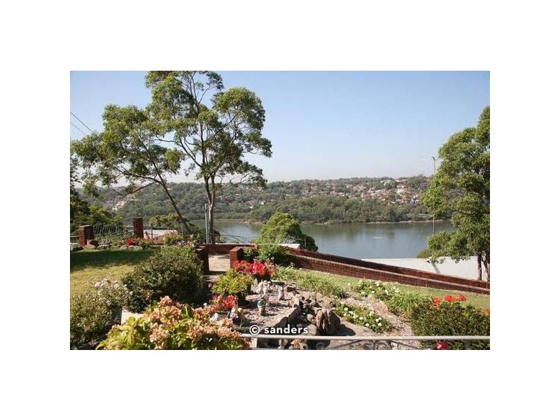 2a Woodlands Avenue, Lugarno NSW 2210