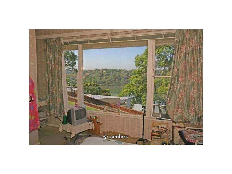 2a Woodlands Avenue, Lugarno NSW 2210