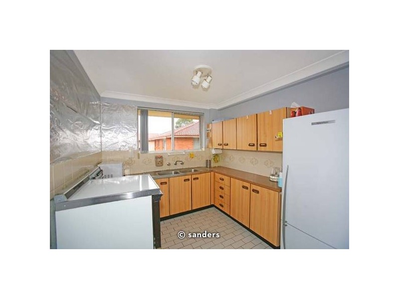 10/11 Victoria, Penshurst NSW 2222