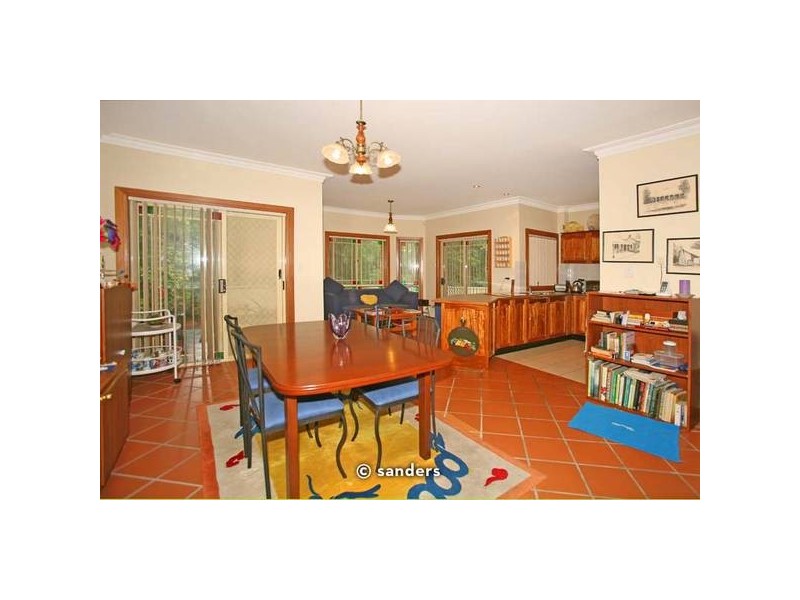 11b Johnstone St, Peakhurst NSW 2210