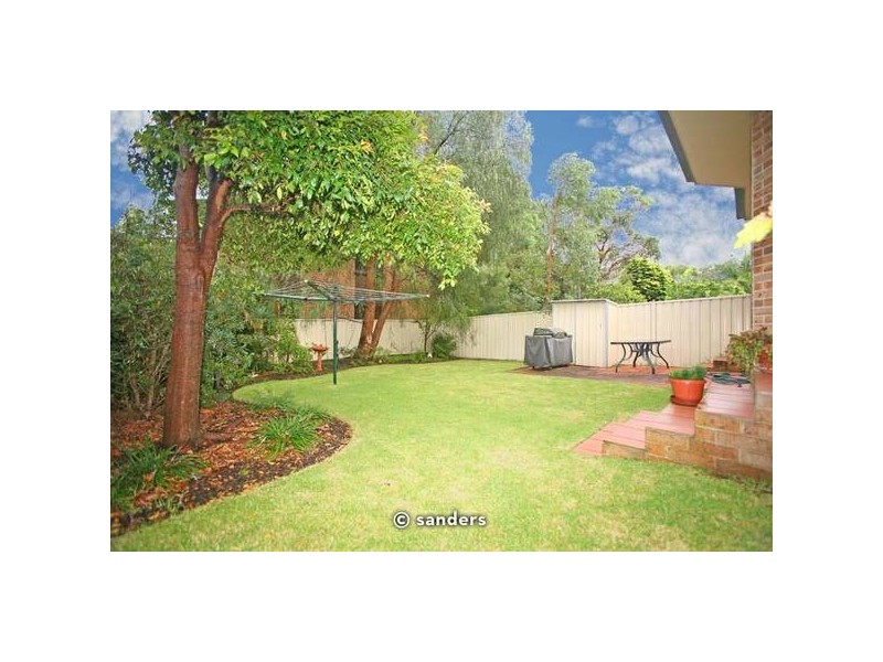 11b Johnstone St, Peakhurst NSW 2210