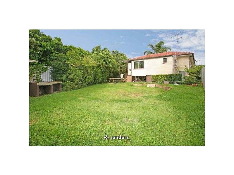 13 Angus Avenue, Peakhurst NSW 2210