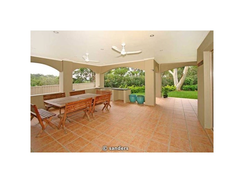 10 Illinga Place, Lugarno NSW 2210