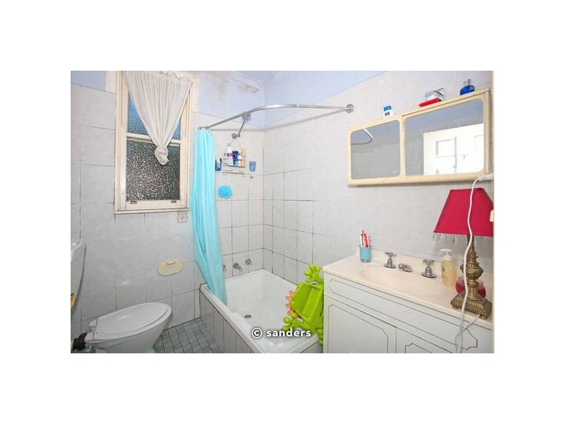 7 Peake Pde, Peakhurst NSW 2210