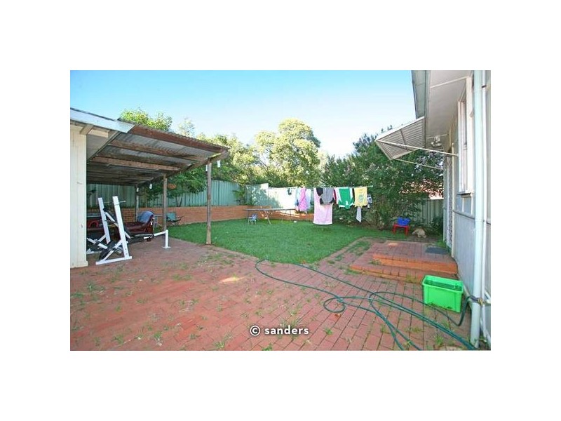 7 Peake Pde, Peakhurst NSW 2210