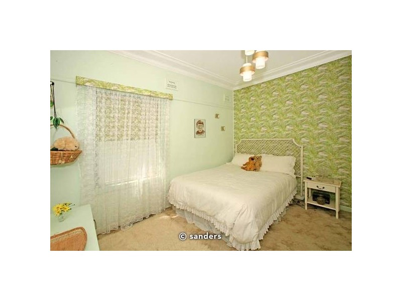 1 Hillcross Street, Lugarno NSW 2210