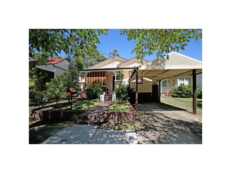 53 universal Street, Mortdale NSW 2223