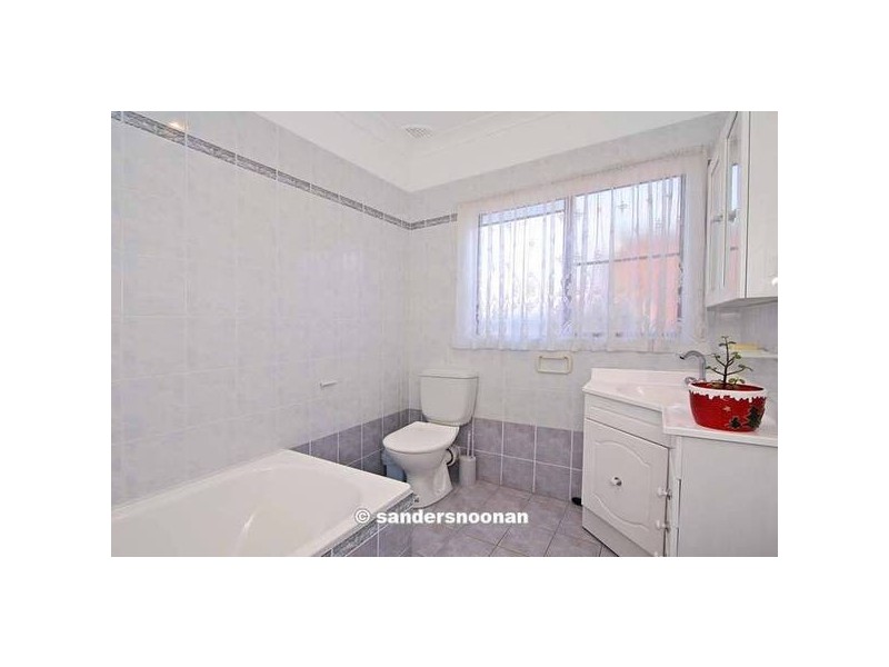 29 Amy Road, Peakhurst NSW 2210