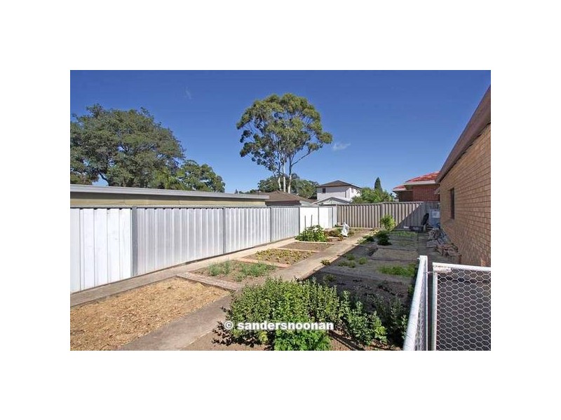 29 Amy Road, Peakhurst NSW 2210