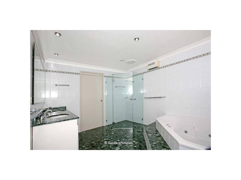 1 Tara Place, Lugarno NSW 2210