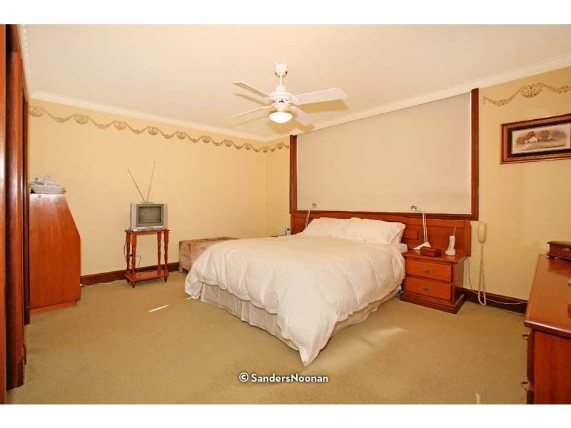 11 Ponderosa Place, Lugarno NSW 2210