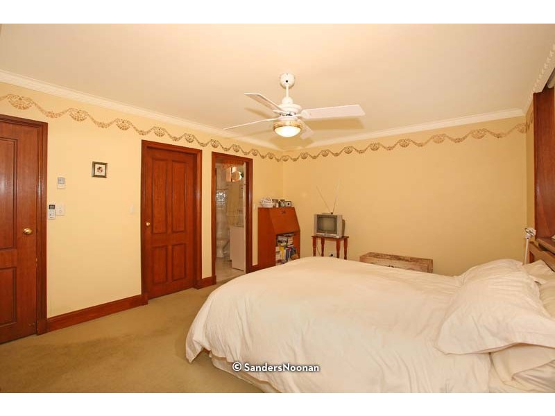 11 Ponderosa Place, Lugarno NSW 2210