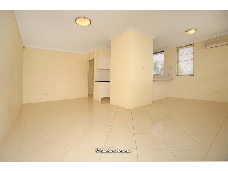 13/9 Pitt Street, Mortdale NSW 2223