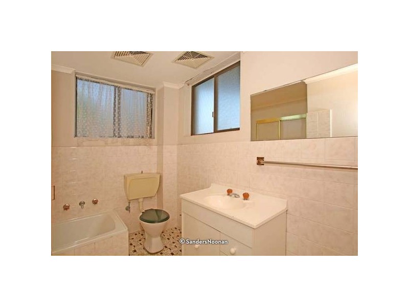 2/2A Ocean Street, Penshurst NSW 2222