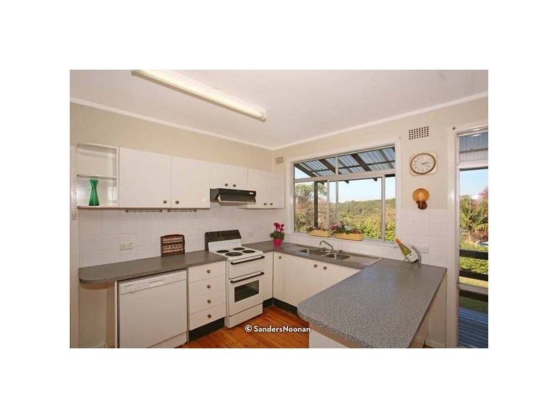 12 Loville Avenue, Peakhurst Heights NSW 2210