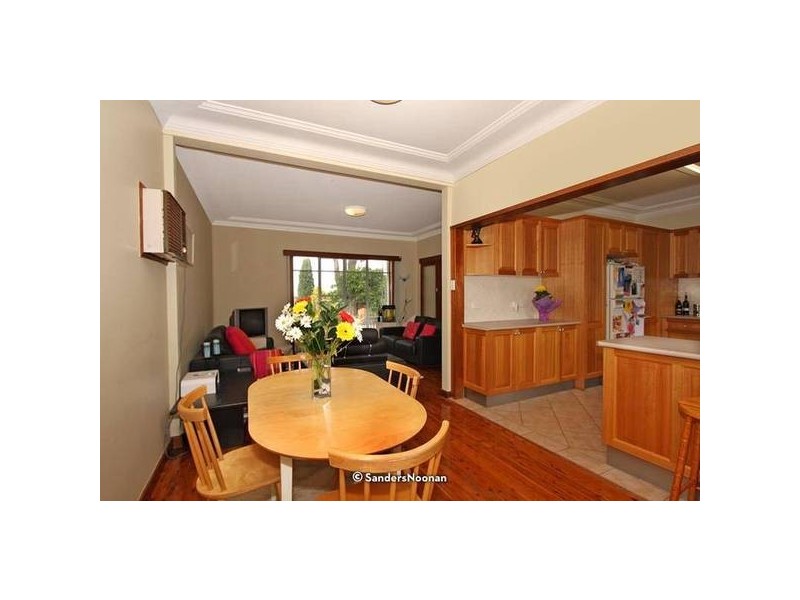 3 Bimbadeen Avenue, Lugarno NSW 2210