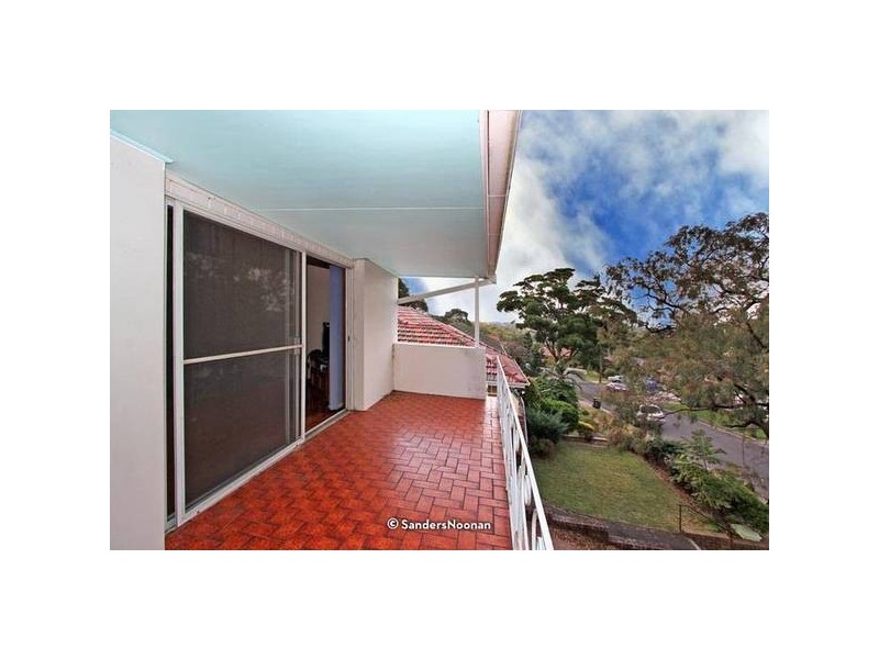 3 Bimbadeen Avenue, Lugarno NSW 2210