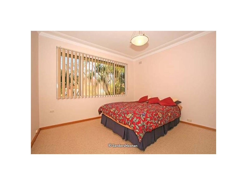 21 Denise Crescent, Peakhurst NSW 2210