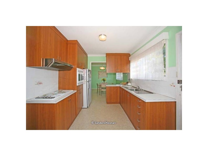 35 Whitegates Avenue, Peakhurst Heights NSW 2210