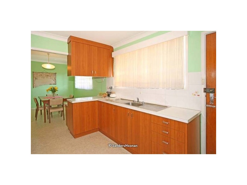 35 Whitegates Avenue, Peakhurst Heights NSW 2210