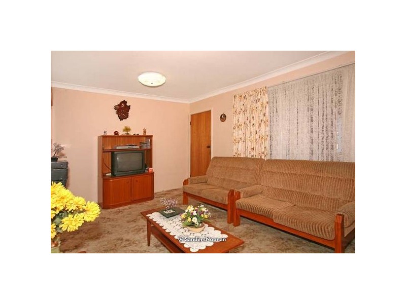 35 Whitegates Avenue, Peakhurst Heights NSW 2210