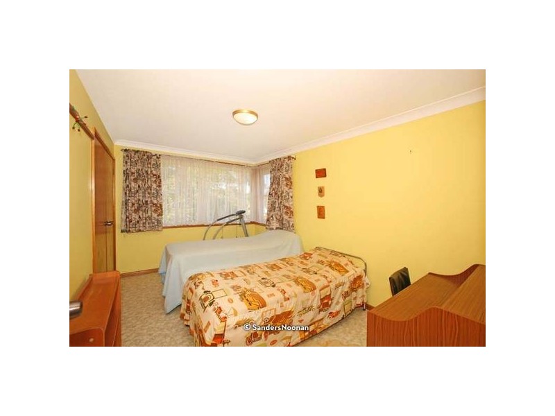 35 Whitegates Avenue, Peakhurst Heights NSW 2210