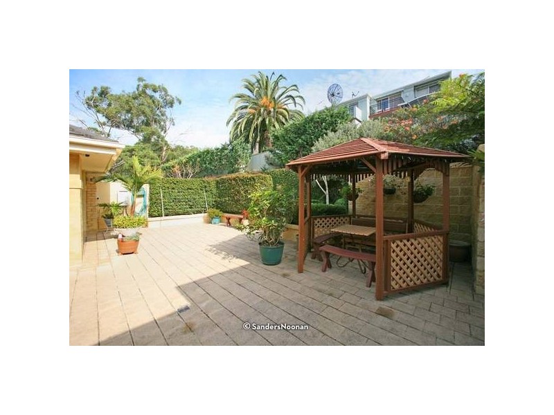 4/4 Woodcliff Parade, Lugarno NSW 2210