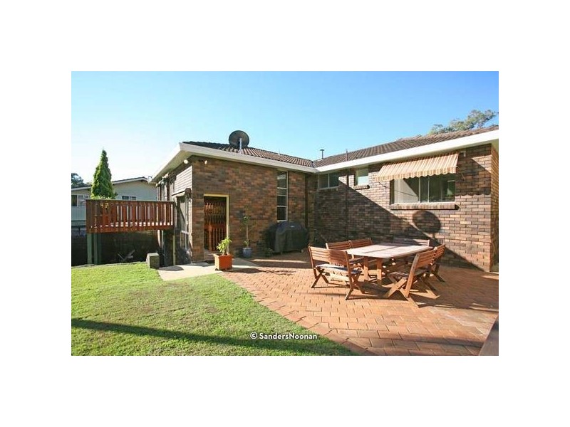 3 Ballanda Avenue, Lugarno NSW 2210