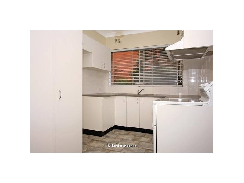 8/19 Cambridge Street, Penshurst NSW 2222