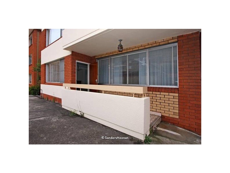 8/19 Cambridge Street, Penshurst NSW 2222