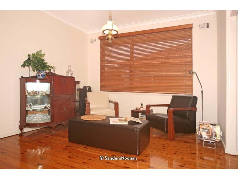 68 Valentia Avenue, Lugarno NSW 2210