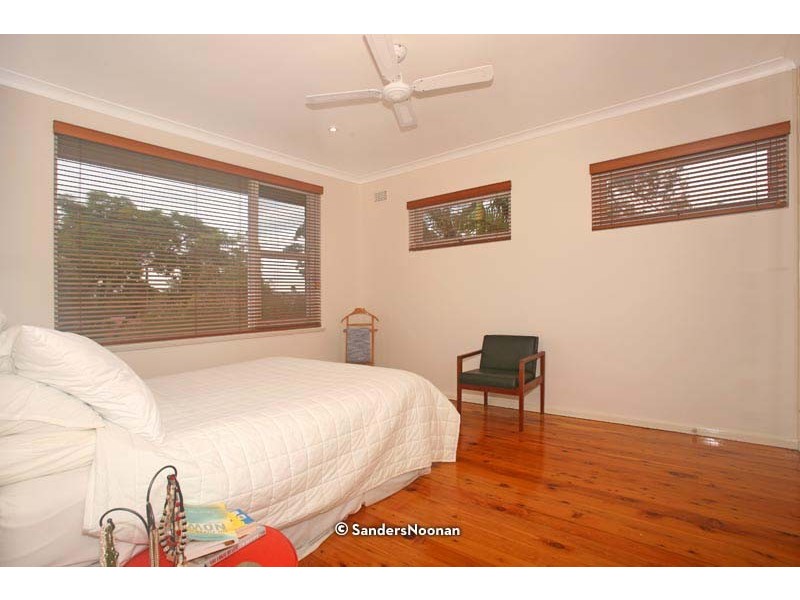 68 Valentia Avenue, Lugarno NSW 2210