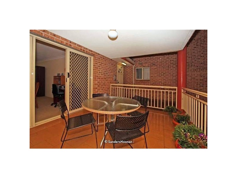 2/78 Pitt Street, Mortdale NSW 2223