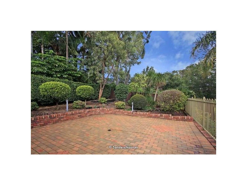 5 Robyn Street, Peakhurst Heights NSW 2210