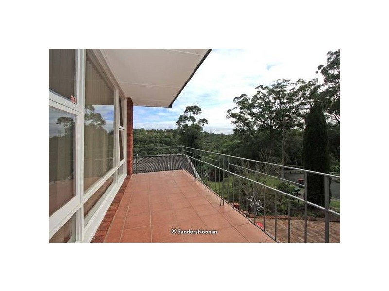 5 Robyn Street, Peakhurst Heights NSW 2210