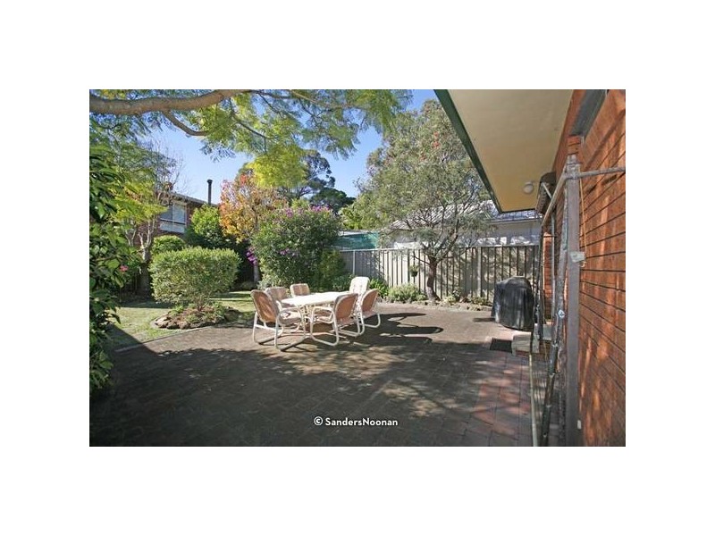 19 Kerrie Crescent, Peakhurst NSW 2210