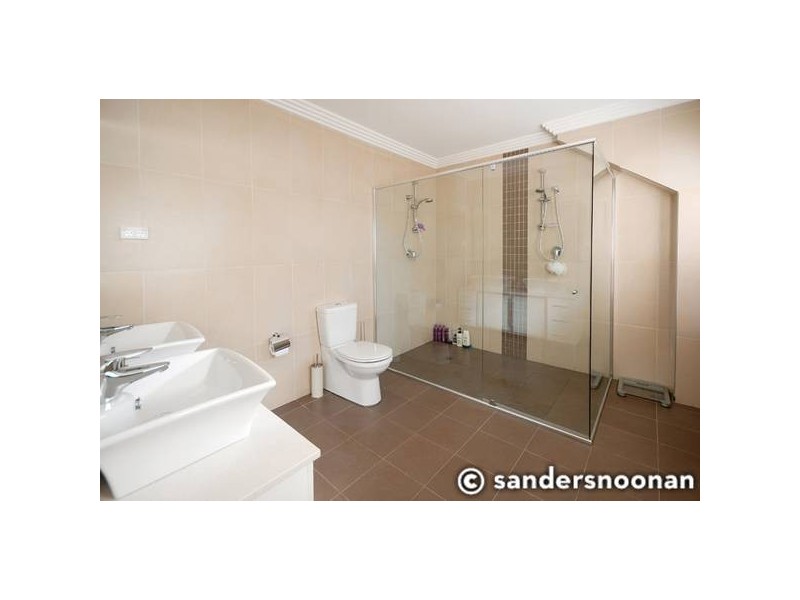 1 Larool Avenue, Oatley NSW 2223