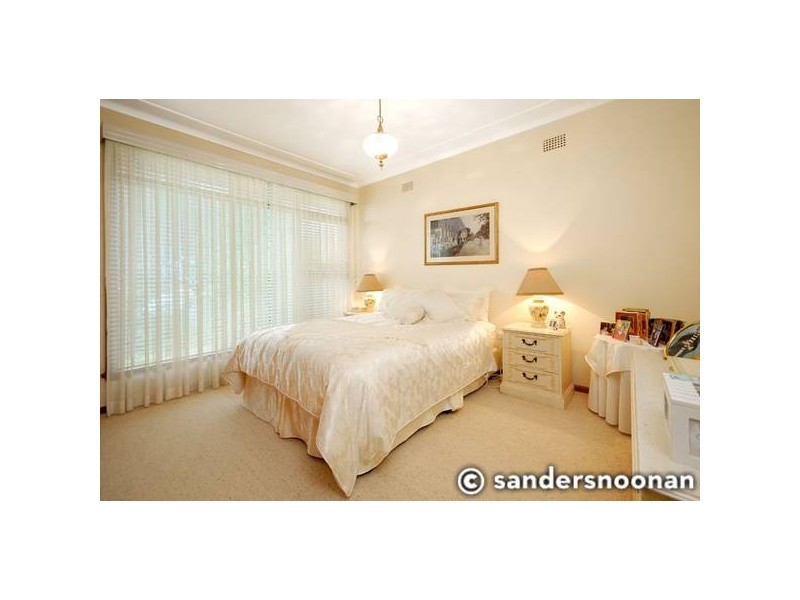 4 Caloola Crescent, Penshurst NSW 2222