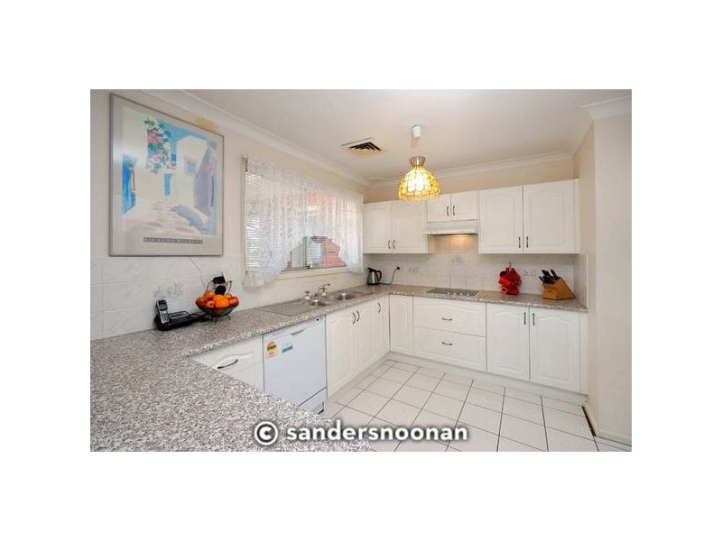 6 Vista Avenue, Peakhurst Heights NSW 2210