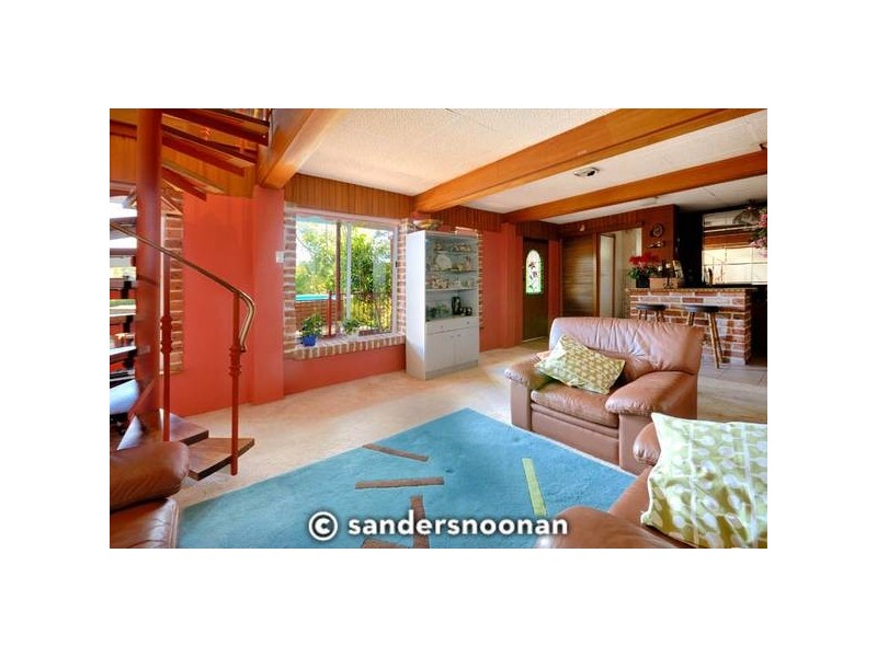 6 Vista Avenue, Peakhurst Heights NSW 2210