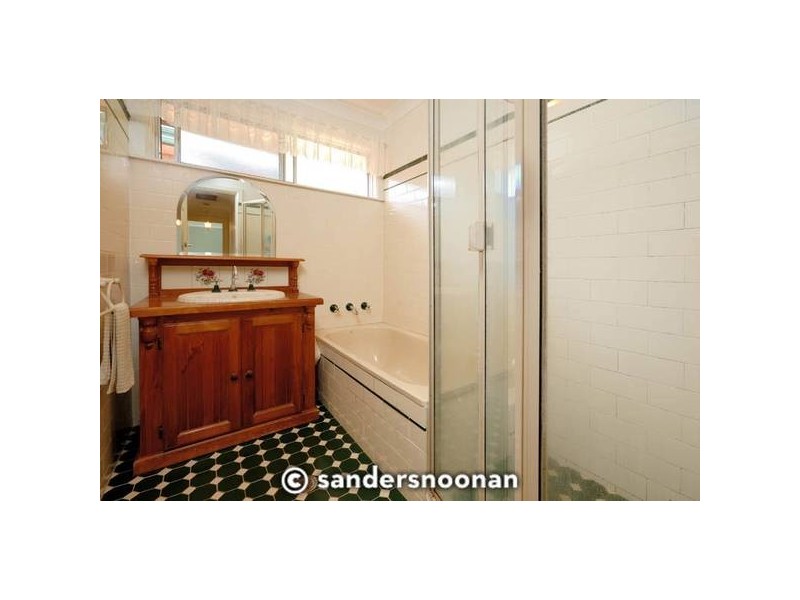 6 Vista Avenue, Peakhurst Heights NSW 2210